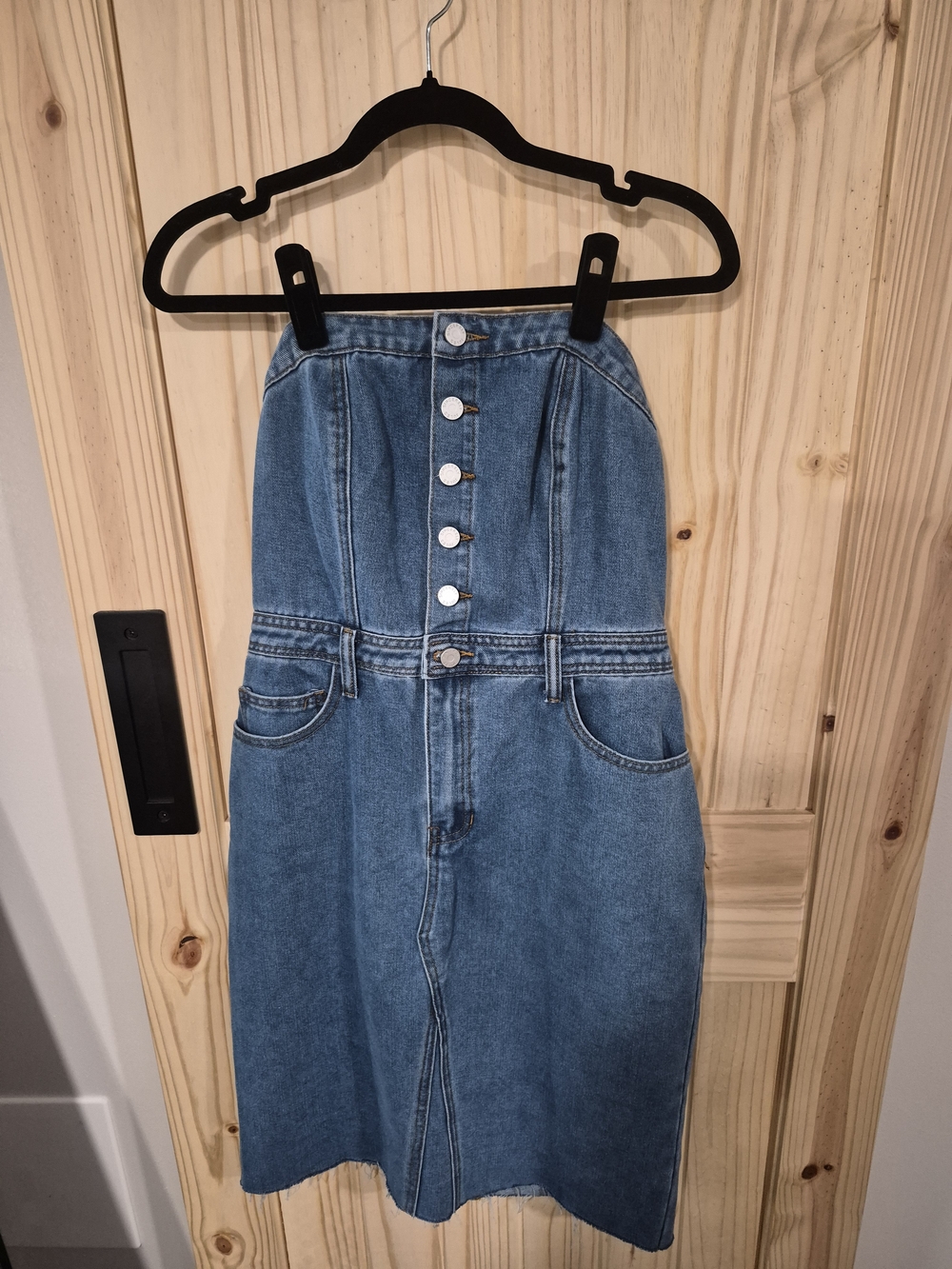 Sincerely Jules Blue Strapless Button-Front Denim Dress